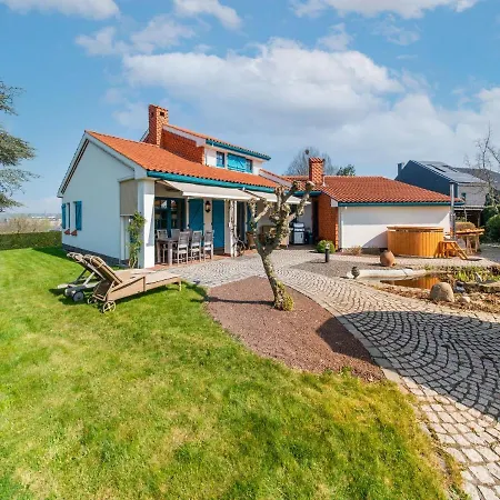 Holiday home Nice L'hacienda In Thimister-clermont With Garden Froidthier